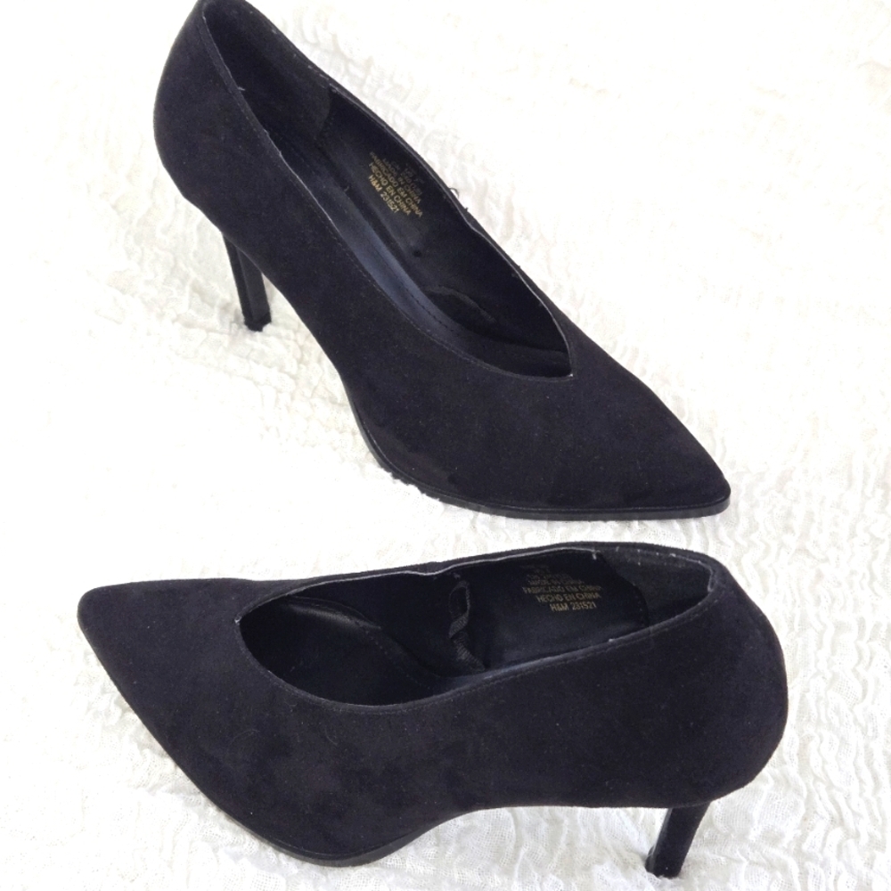 H&M Pumps Women's Sz 7 Black Suede High Heel Pointed Toe‎ Corpcore Minimalist